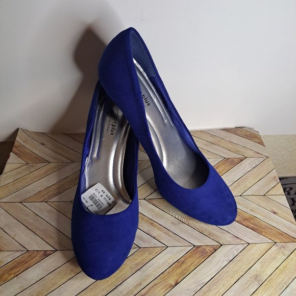 Predictions by Comfort Plus Cobalt Blue Heels Sz 9.5